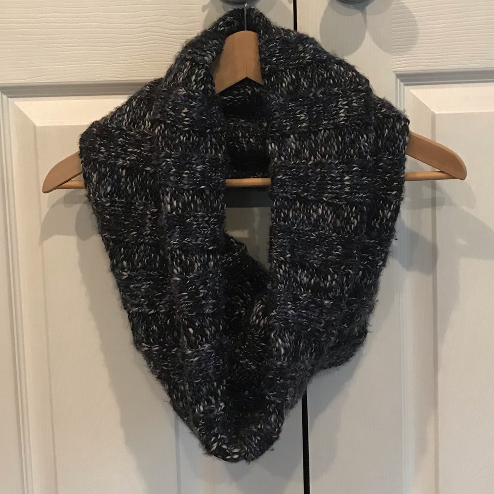 Gap Infinity Scarf